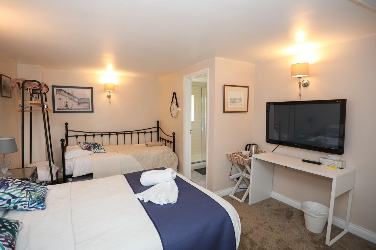 Merrymouth Fifield Eksteriør bilde